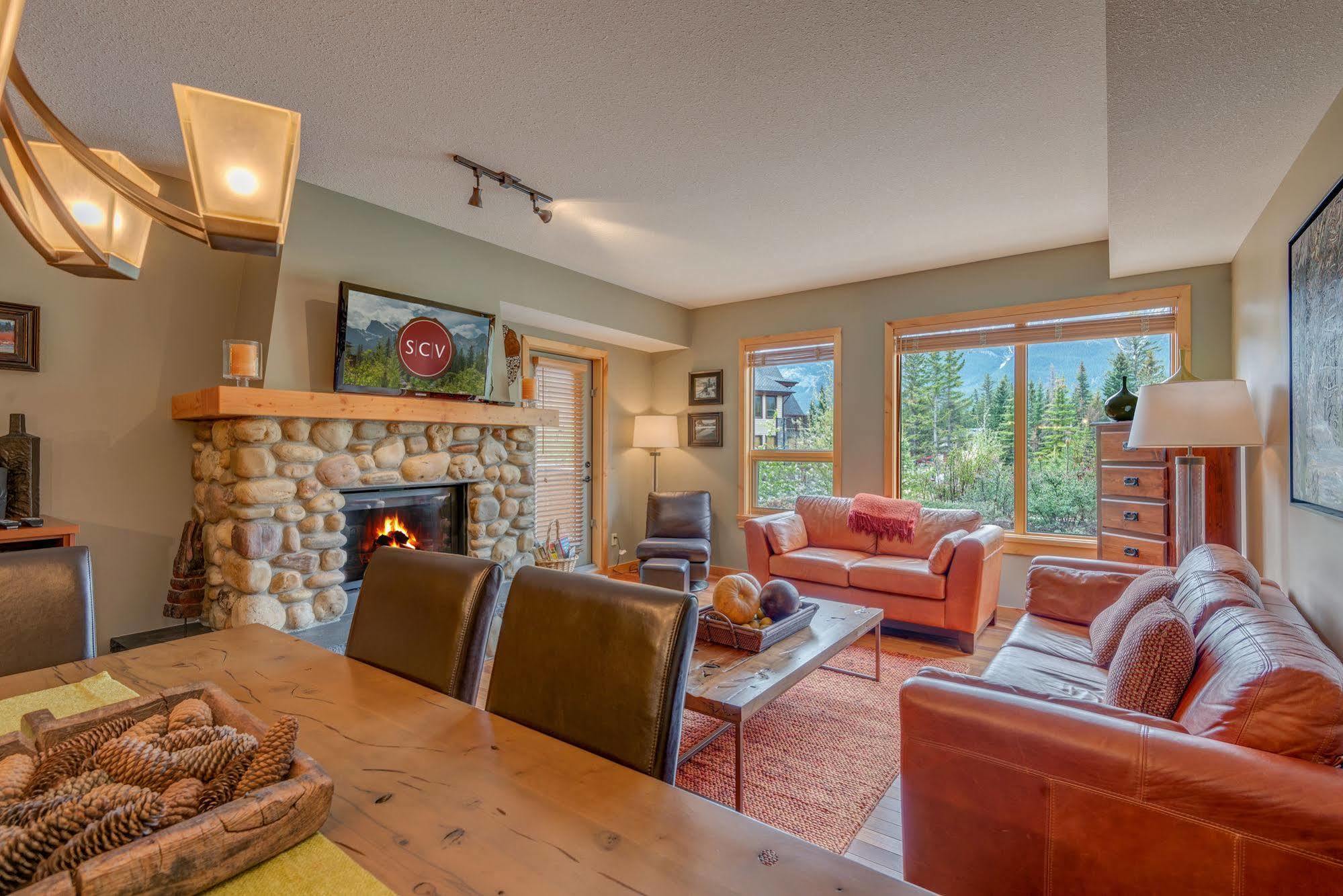 Rundle Cliffs Hotel Canmore